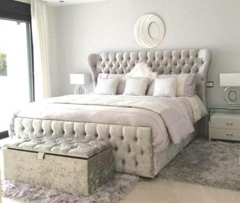 Lavish Beds Kendall Upholstered Bed